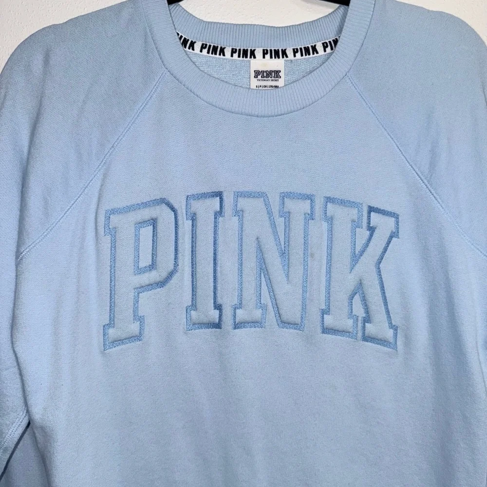 Victoria’s Secret PINK Baby Blue Sweatshirt Embroidered Logo Small Women’s - Picture 4 of 12